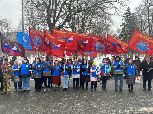 Волонтеры Победы Москвы почтили память воинов, которые исполняли свой служебный долг за пределами Отечества